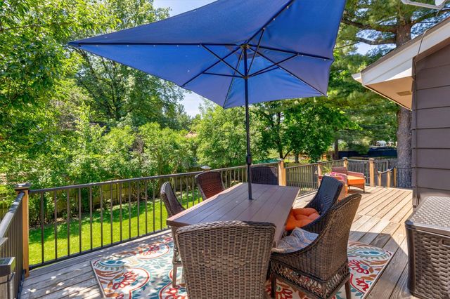 4712 Cody Drive, West Des Moines, IA 50265