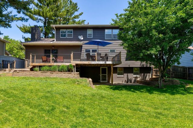 4712 Cody Drive, West Des Moines, IA 50265