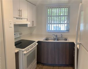 401 NW 34 Street 94-214, Pompano Beach, FL 33064