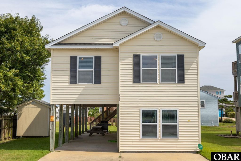 Image 1 of property listing at 3403 Briggs Street, Kitty Hawk, NC 27949