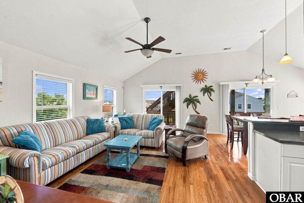 Image 11 of property listing at 3403 Briggs Street, Kitty Hawk, NC 27949