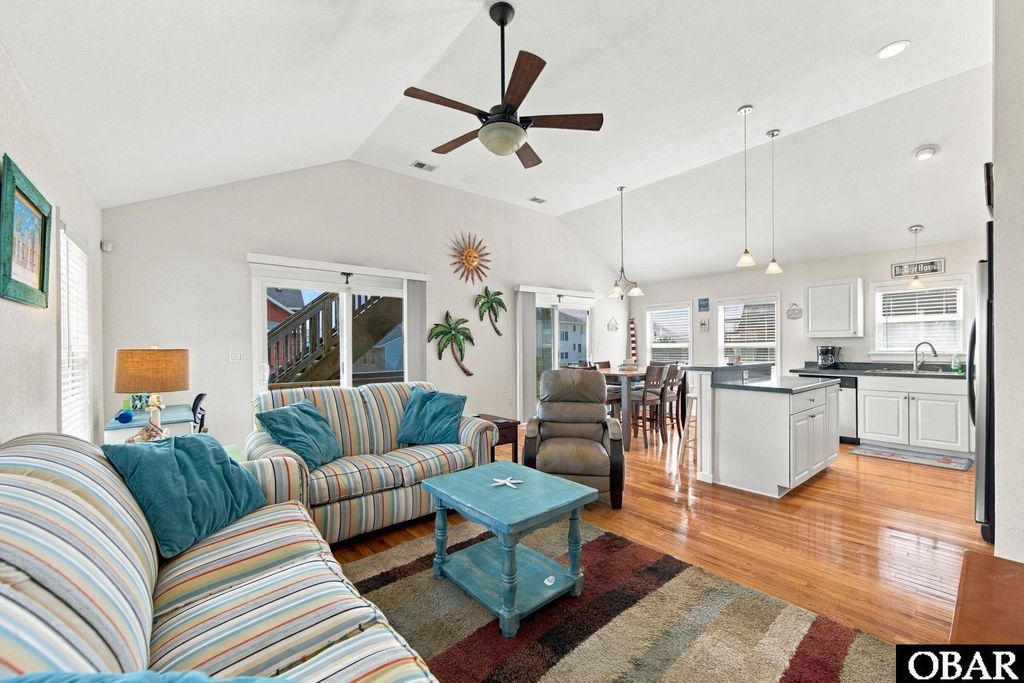 Image 19 of property listing at 3403 Briggs Street, Kitty Hawk, NC 27949