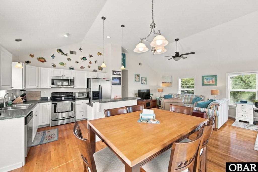 Image 22 of property listing at 3403 Briggs Street, Kitty Hawk, NC 27949