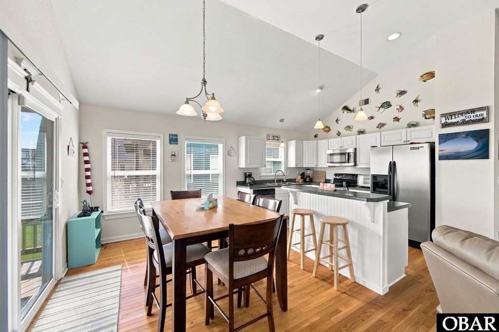Image 23 of property listing at 3403 Briggs Street, Kitty Hawk, NC 27949