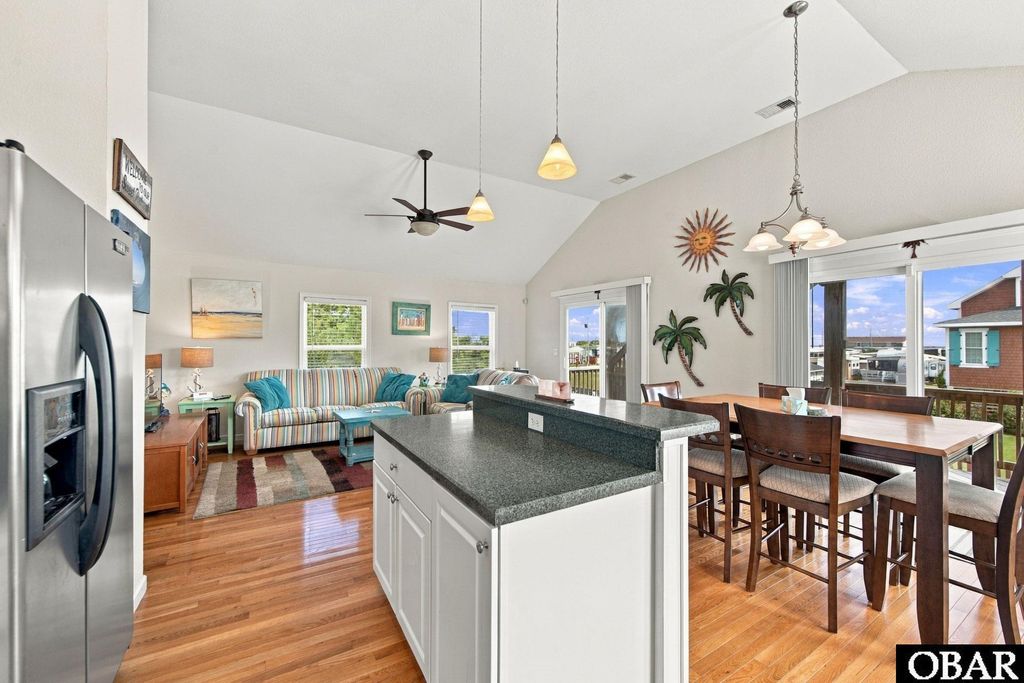 Image 24 of property listing at 3403 Briggs Street, Kitty Hawk, NC 27949