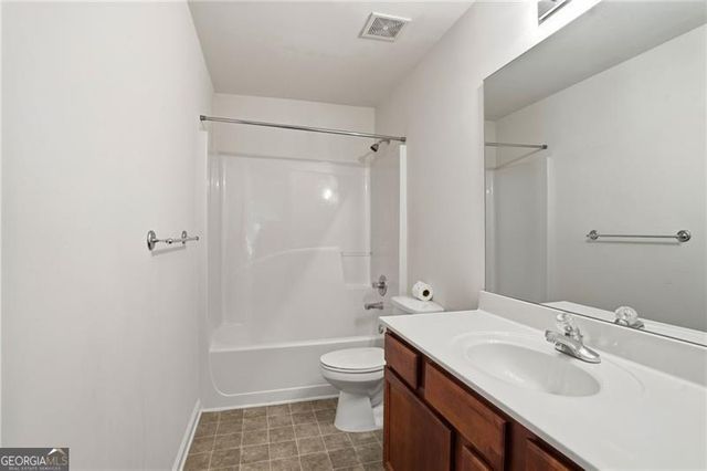 5035 Stonehaven View, Cumming, GA 30040