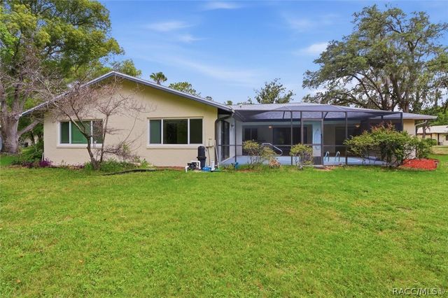 7 Sycamore Circle, Homosassa, FL 34446