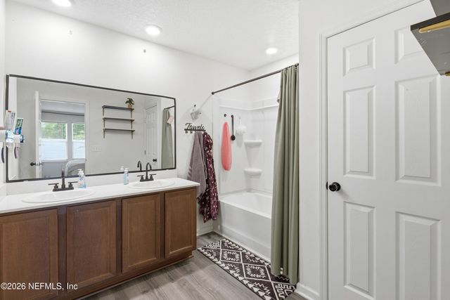 6405 BARRINGTON COVE Lane, Jacksonville, FL 32218