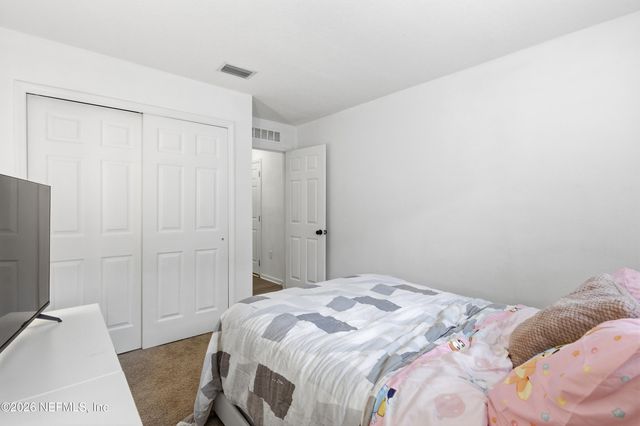 6405 BARRINGTON COVE Lane, Jacksonville, FL 32218