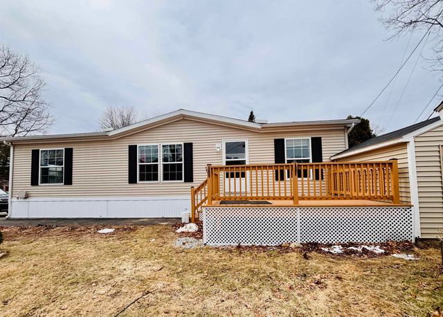 545 Elm St Unit 4, Milford, NH 03055