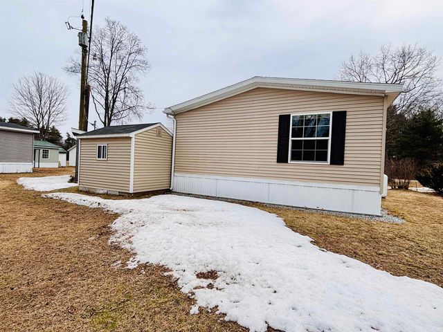 545 Elm St Unit 4, Milford, NH 03055