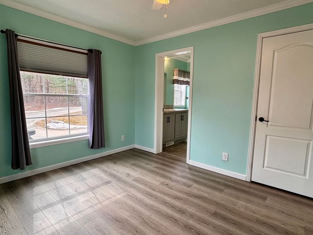 545 Elm St Unit 4, Milford, NH 03055