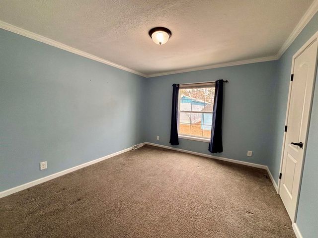 545 Elm St Unit 4, Milford, NH 03055