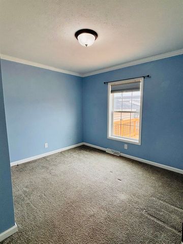 545 Elm St Unit 4, Milford, NH 03055