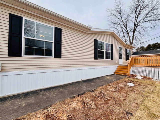 545 Elm St Unit 4, Milford, NH 03055