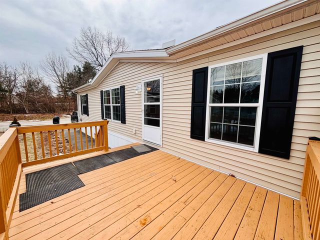 545 Elm St Unit 4, Milford, NH 03055