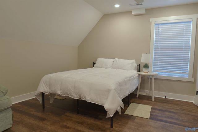 2401 Cowen Circle, Guntersville, AL 35976