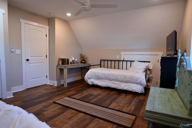 2401 Cowen Circle, Guntersville, AL 35976