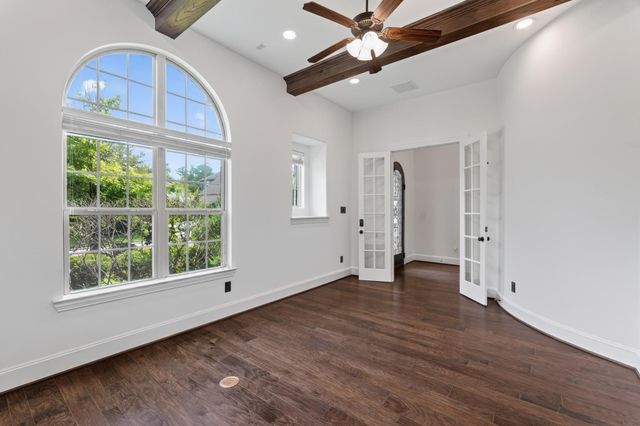 19 Brittany Rose Place, The Woodlands, TX 77375