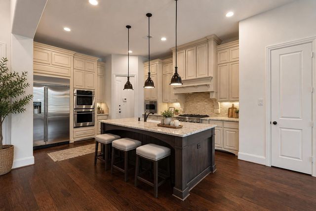 19 Brittany Rose Place, The Woodlands, TX 77375