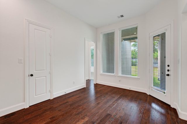 19 Brittany Rose Place, The Woodlands, TX 77375