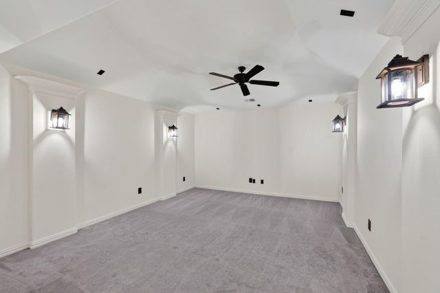 19 Brittany Rose Place, The Woodlands, TX 77375