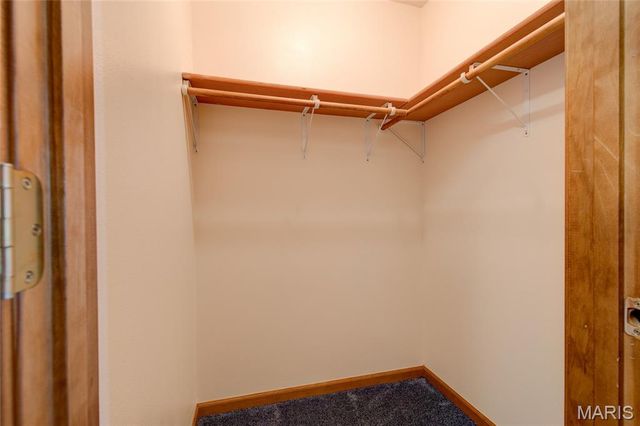 53 Parkside Drive, Bethalto, IL 62010