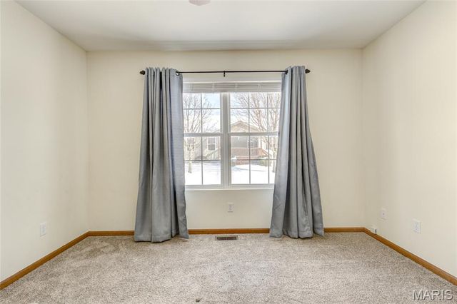 53 Parkside Drive, Bethalto, IL 62010