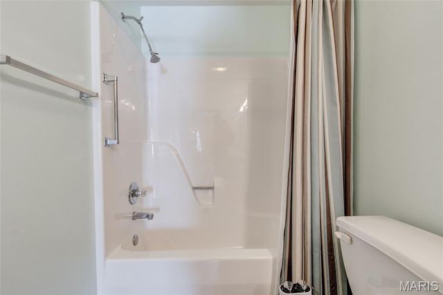 53 Parkside Drive, Bethalto, IL 62010