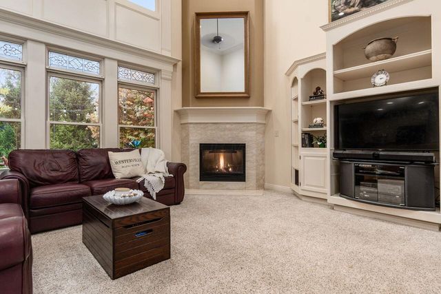 8255 Harvest Wind Drive, Westerville, OH 43082