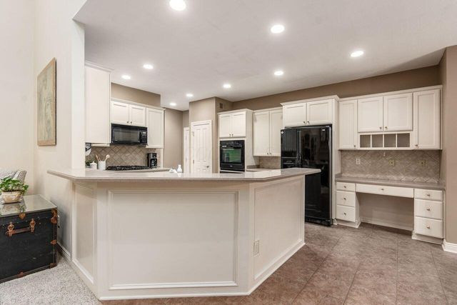 8255 Harvest Wind Drive, Westerville, OH 43082