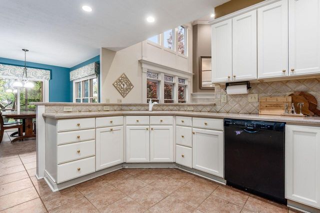 8255 Harvest Wind Drive, Westerville, OH 43082