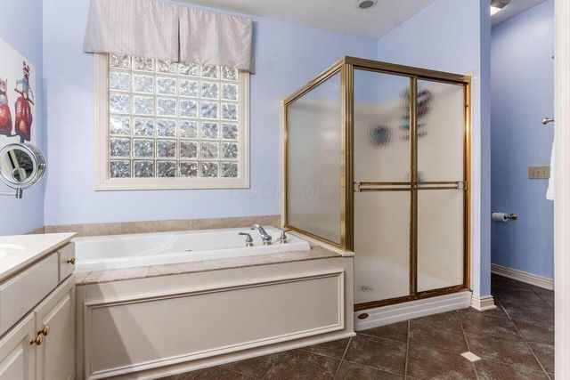 8255 Harvest Wind Drive, Westerville, OH 43082