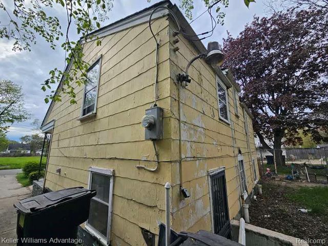 19760 Rowe Street, Detroit, MI 48205