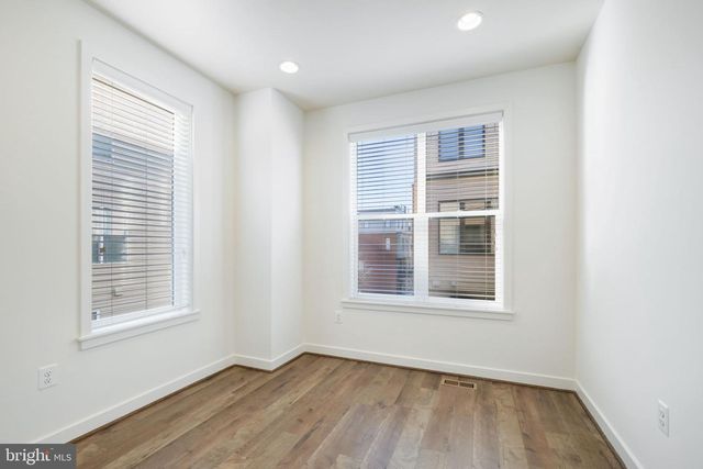 16560 CRABBS BRANCH WAY, Rockville, MD 20855