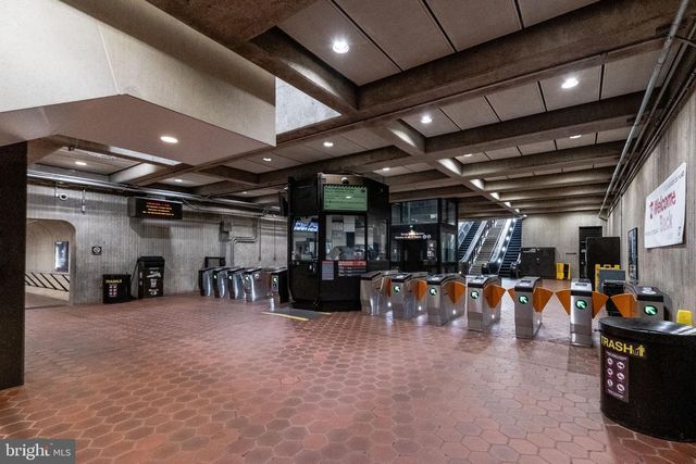 16560 CRABBS BRANCH WAY, Rockville, MD 20855