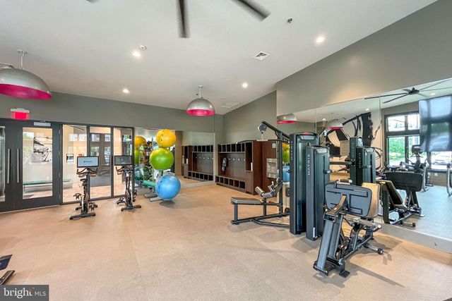 16560 CRABBS BRANCH WAY, Rockville, MD 20855