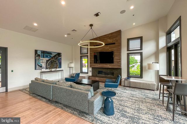 16560 CRABBS BRANCH WAY, Rockville, MD 20855