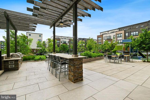 16560 CRABBS BRANCH WAY, Rockville, MD 20855