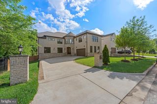 7003 CHURCHILL RD, Mclean, VA 22101