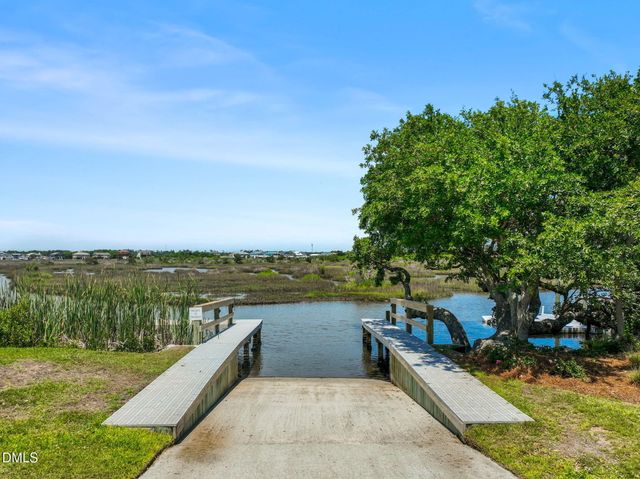 6 Cape Lane, North Topsail Beach, NC 28460