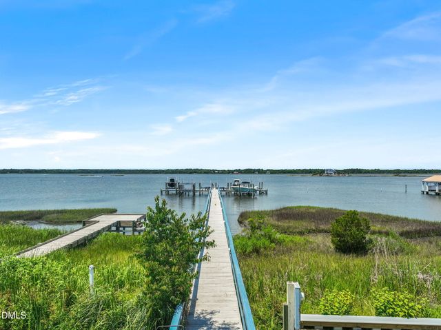 6 Cape Lane, North Topsail Beach, NC 28460