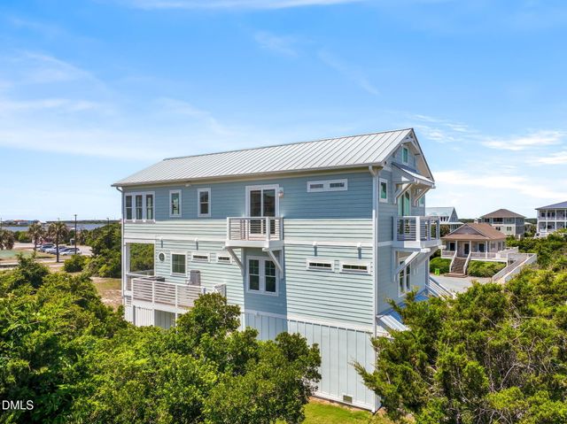 6 Cape Lane, North Topsail Beach, NC 28460
