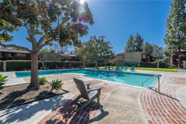 1010 W Macarthur Boulevard 77, Santa Ana, CA 92707