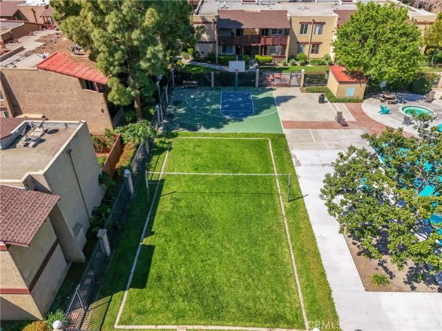 1010 W Macarthur Boulevard 77, Santa Ana, CA 92707