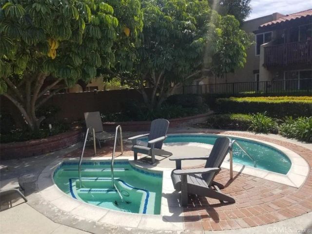 1010 W Macarthur Boulevard 77, Santa Ana, CA 92707