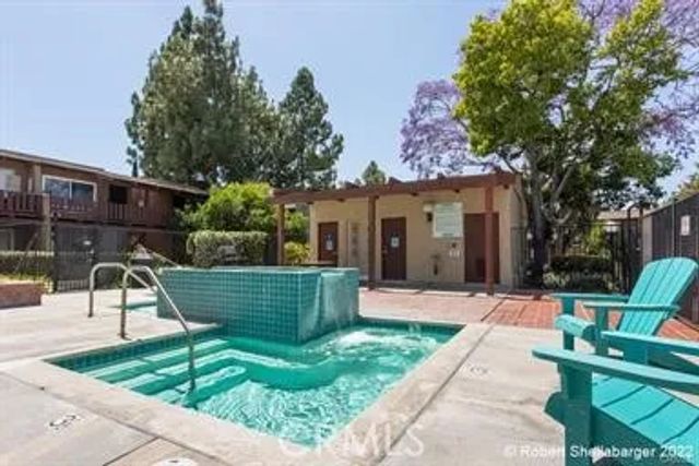 1010 W Macarthur Boulevard 77, Santa Ana, CA 92707