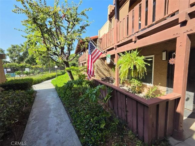 1010 W Macarthur Boulevard 77, Santa Ana, CA 92707