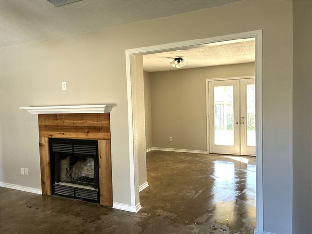 1104 Meadow Drive, Athens, TX 75751