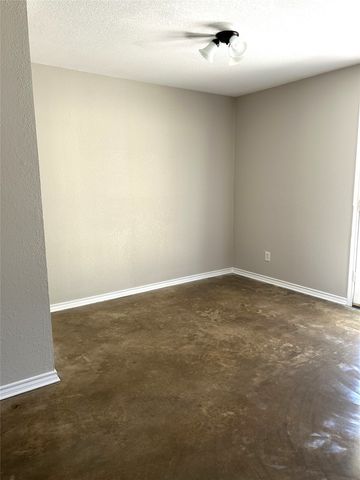 1104 Meadow Drive, Athens, TX 75751